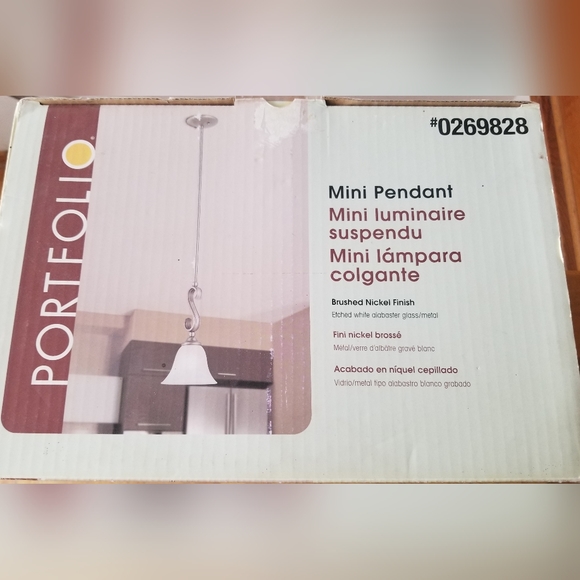 2 Pendant lights - Picture 1 of 2